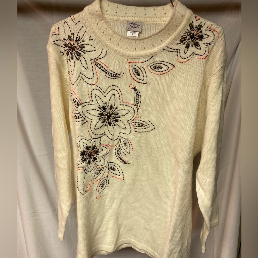 Elegant Cream Floral Long Sleeve Women's Top